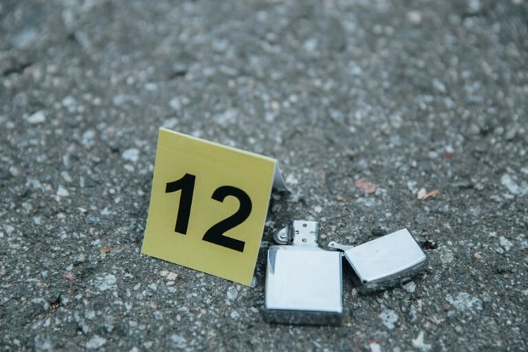 uk mobile number investigation